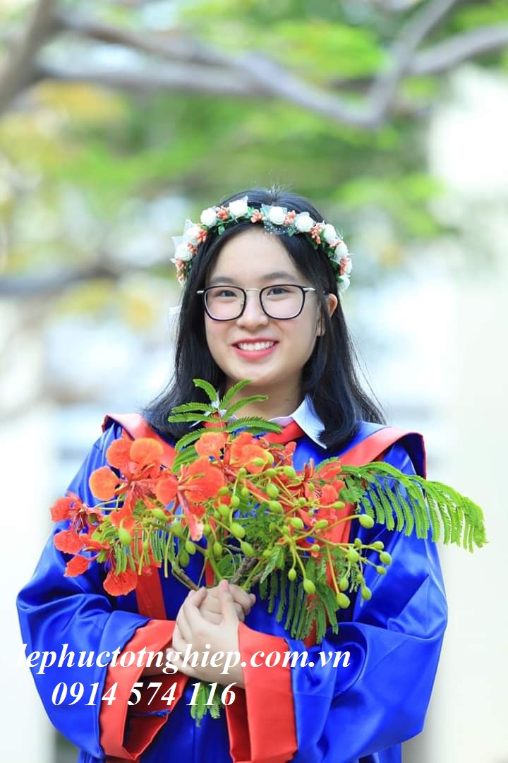 thuê áo tốt nghiệp giá rẻ